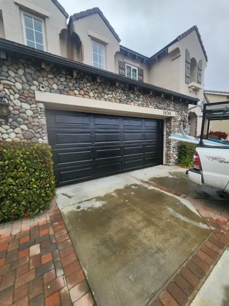 Garage Door Servicing - Gold Garage Door Repair