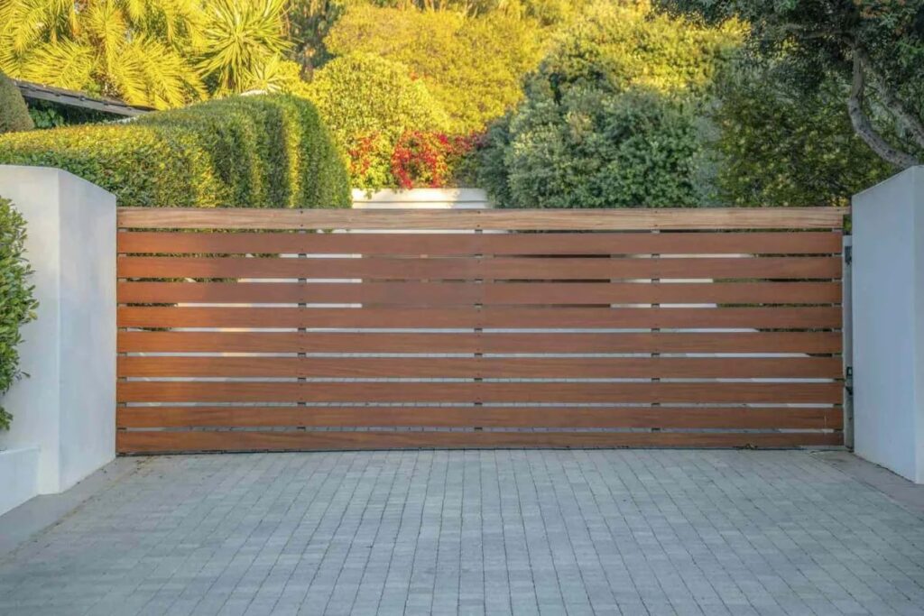 front gate installation glendale